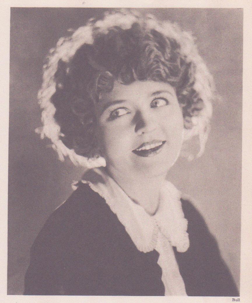 Maybelline Targets the Flapper in the 1920’s with film star Phyllis Haver.