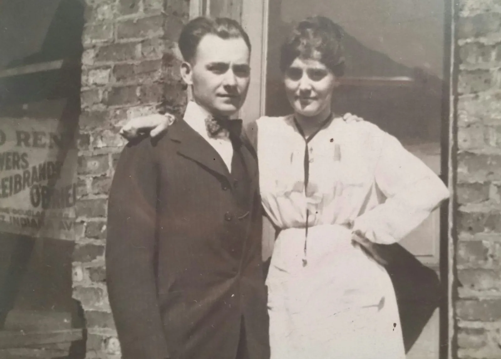 Noel James Williams, Tom Lyle Williams’ older brother, played a pivotal role in the founding and growth of the Maybelline Company.