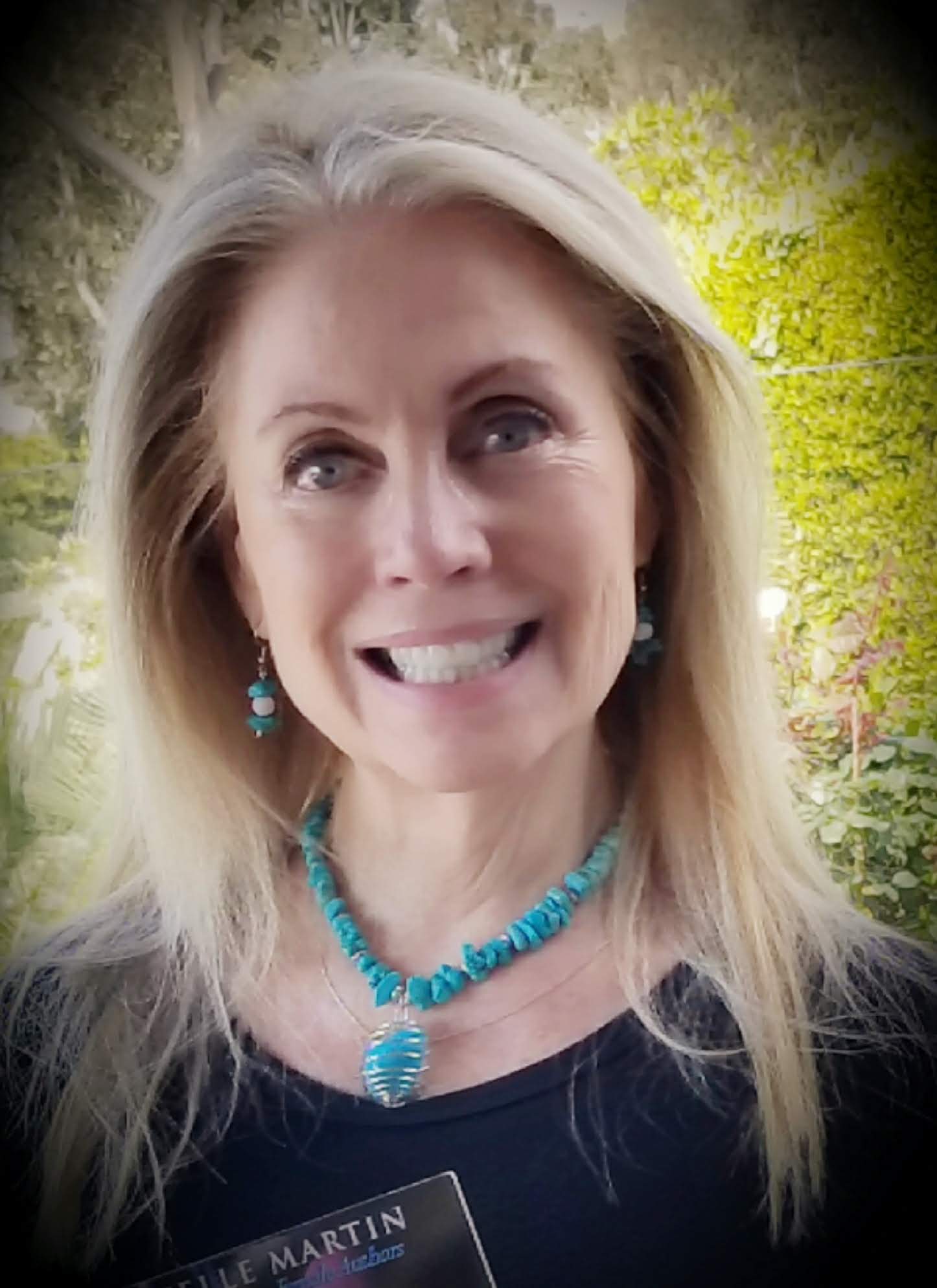 Maybelline heirlooms lost in 1993 Firestorm. How I dealt with severe anxiety. THE GIRL BEHIND THE FENCE, by Mozelle Martin