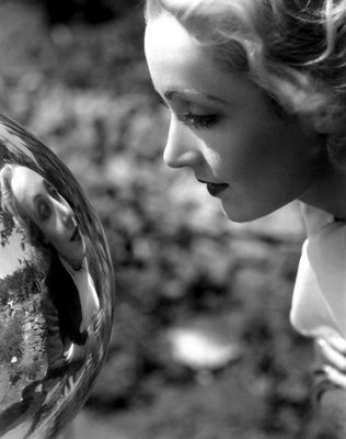 Maybelline’s Super Star Models, during the Golden Age of Hollywood
