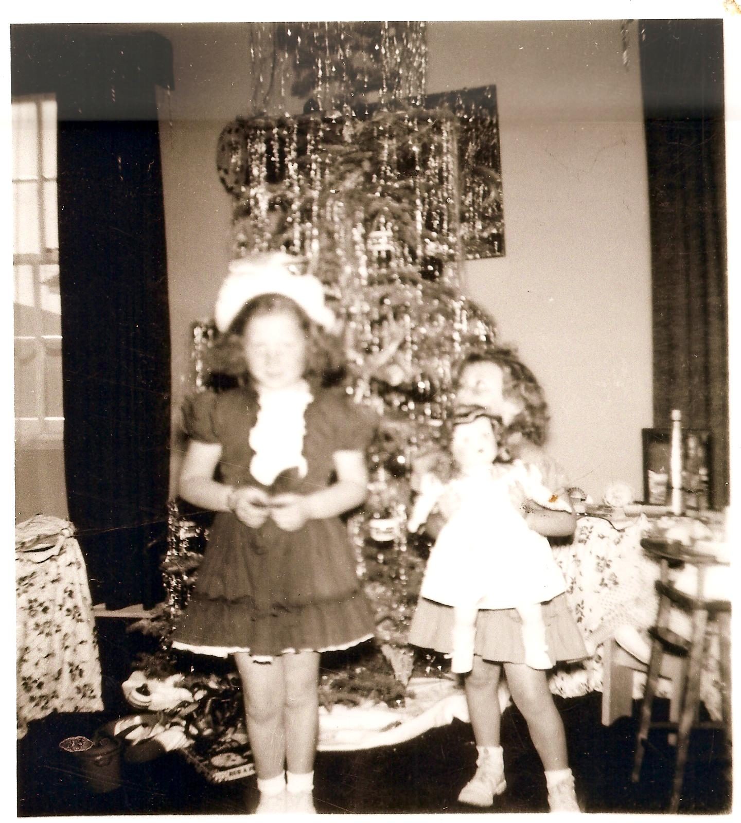 Merry Christmas from Author, Sharrie Williams. Here are some of my favorite vintage Christmas pictures