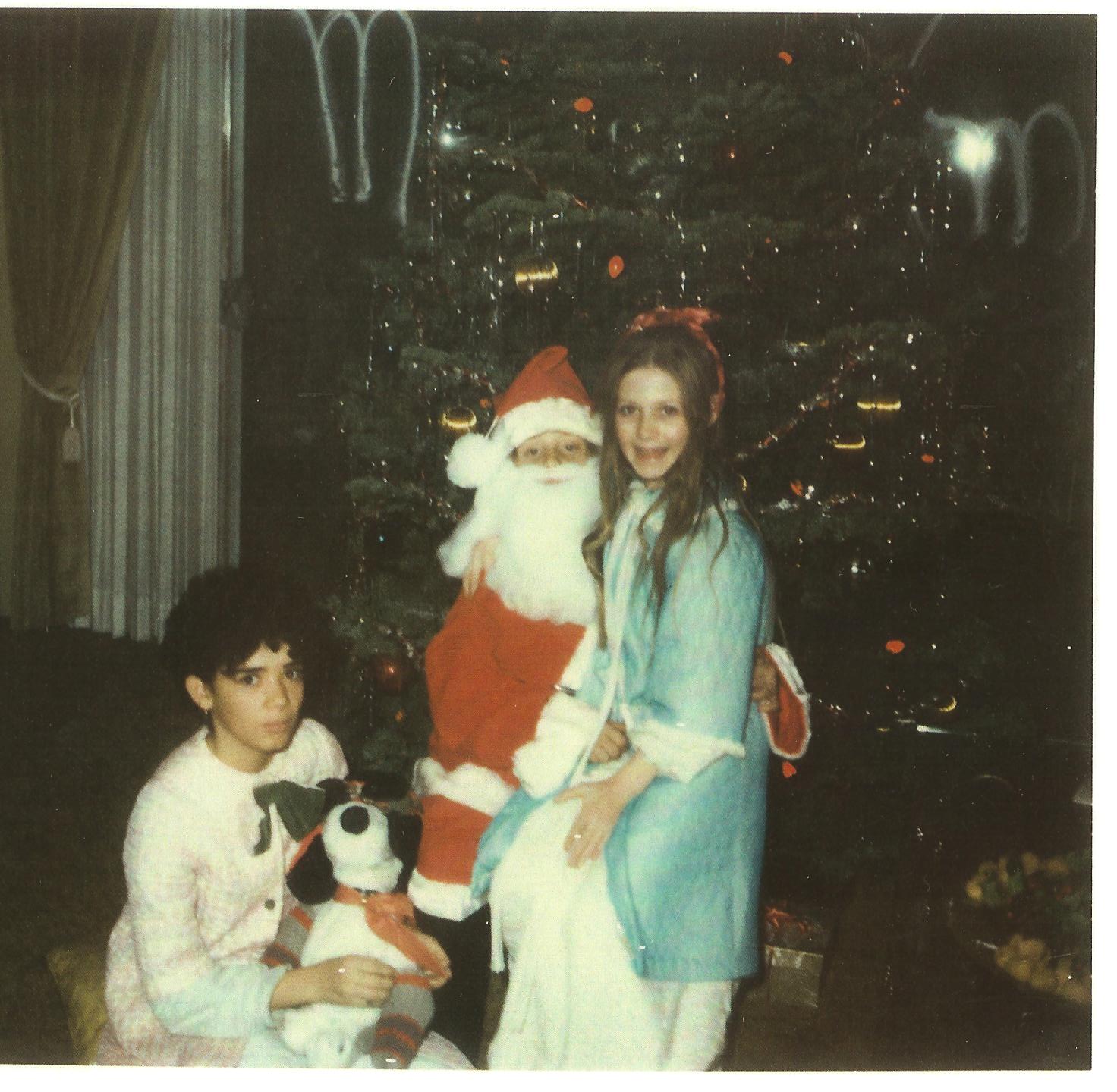 Merry Christmas from Author, Sharrie Williams. Here are some of my favorite vintage Christmas pictures
