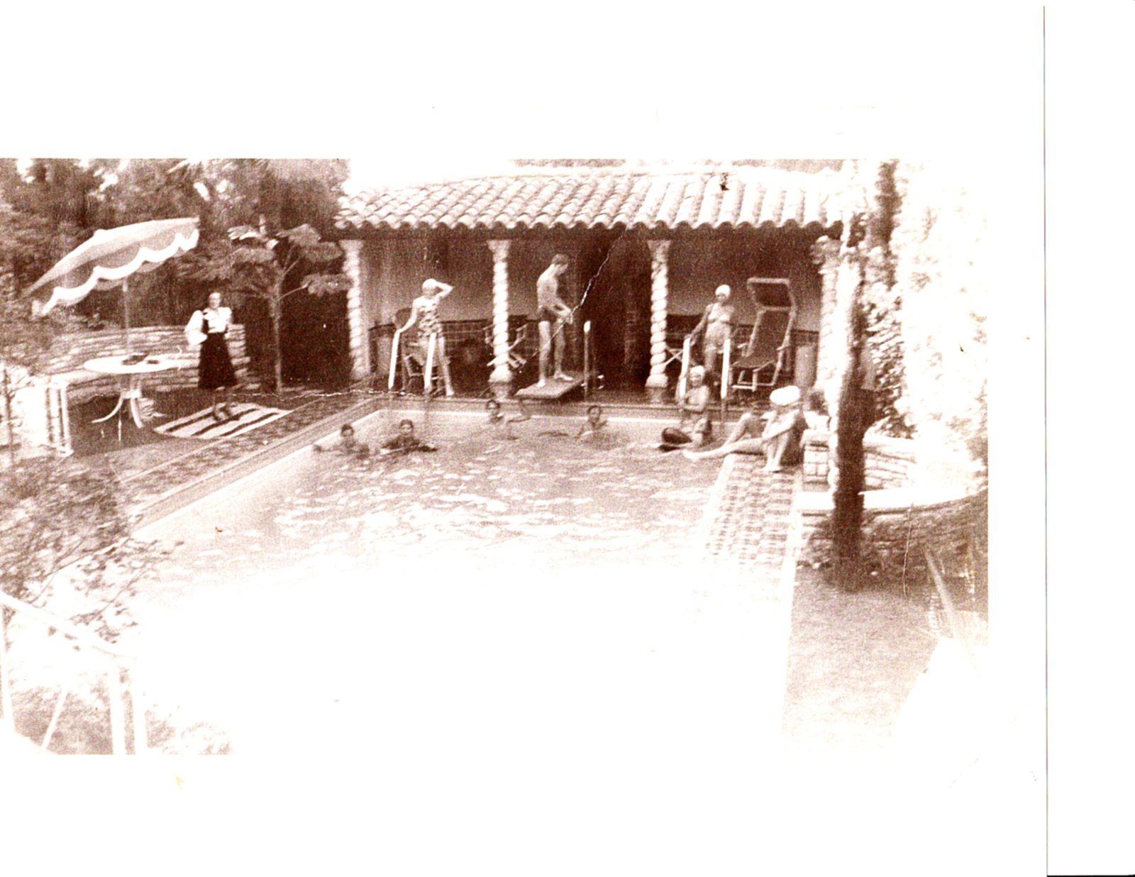 Life at the Villa Valentino in Hollywood, in the 1930s.