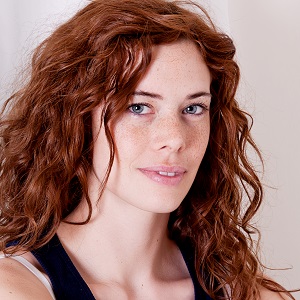 My Guest Blogger Gwen Eve Lewis shares Vintage Makeup Tips and Tricks To Use Now
