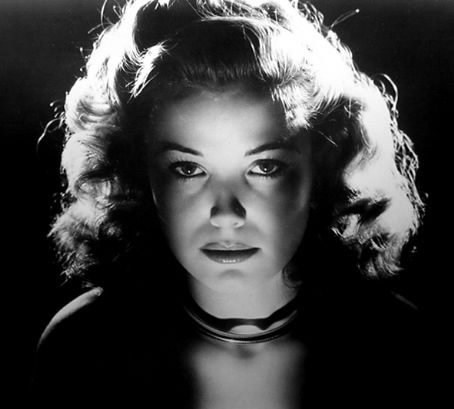 MAYBELLINE MODEL LOIS COLLIER  and the Hollywood Star System.