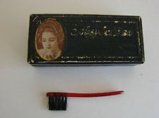 Maybelline – Queen of the Drug Store in the 1930s