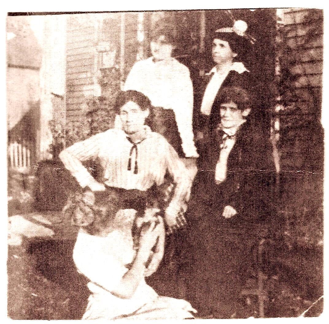 Stunt Queen, Pearl White – a box office sensation in 1914..