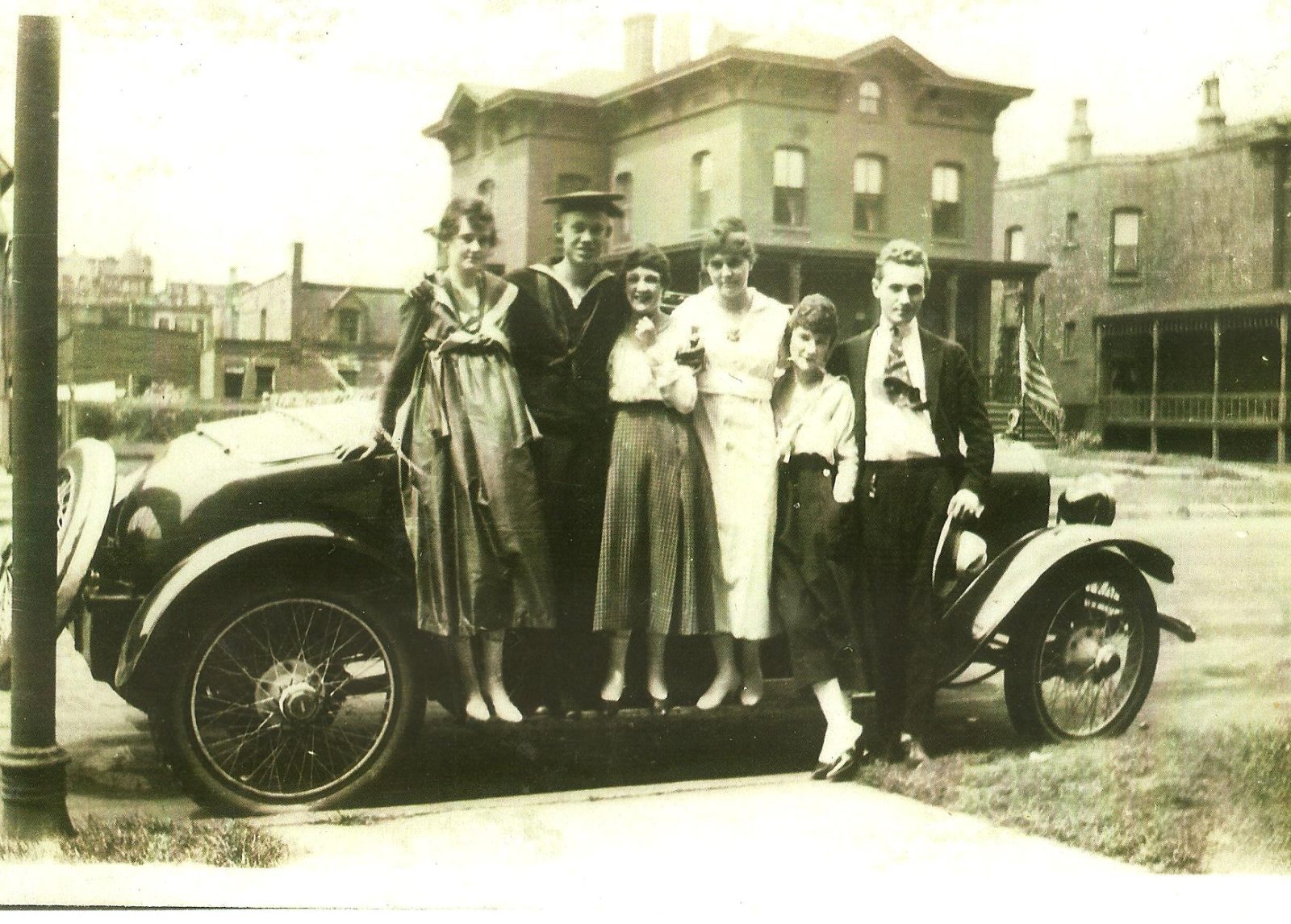 Honoring the men in the Maybelline family who served in the Armed Forces