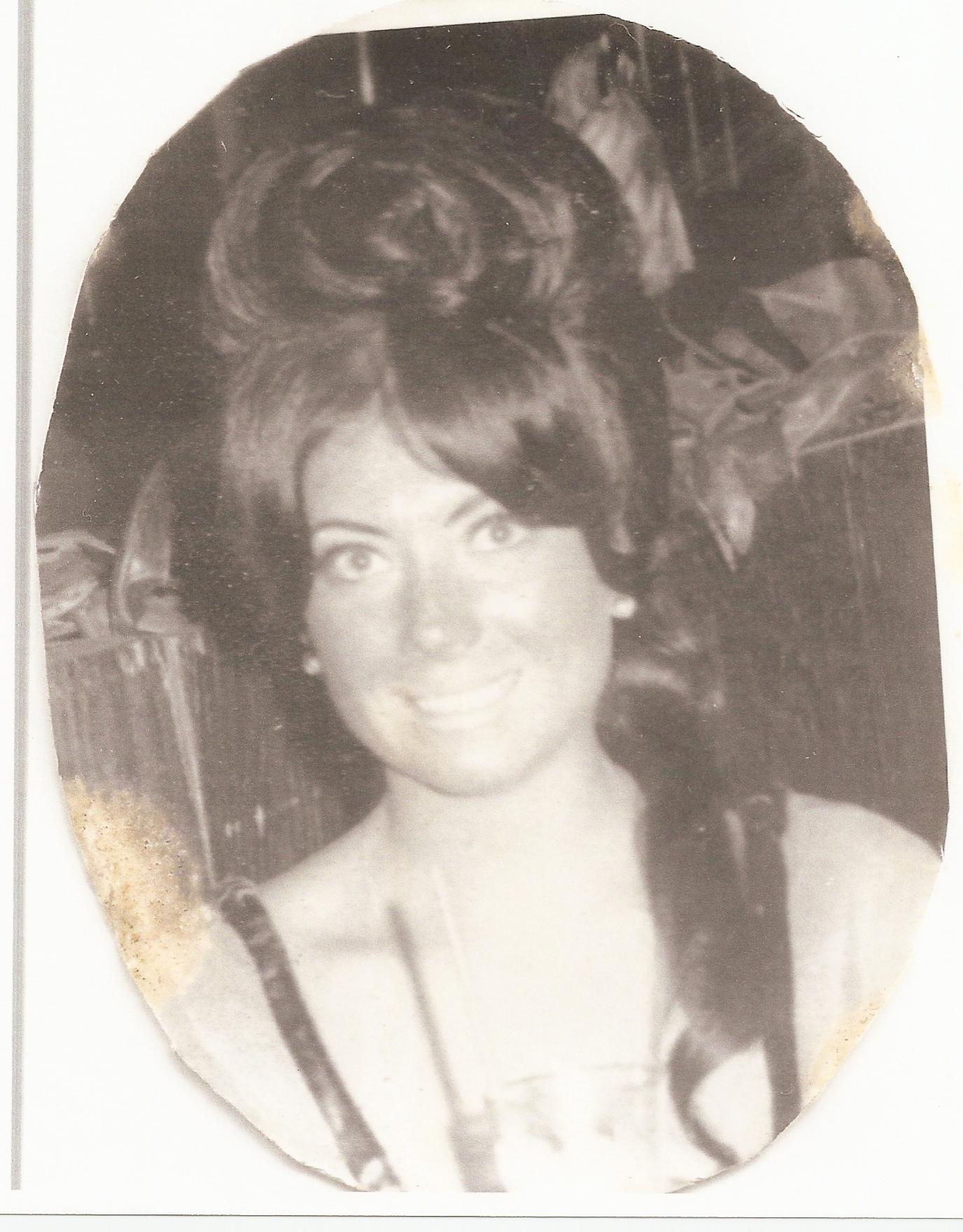 Sharrie Williams, Original Maybelline Family Descendant, wanted to be a Maybelline Model, but, ended up writing her family’s history in her book, The Maybelline Story