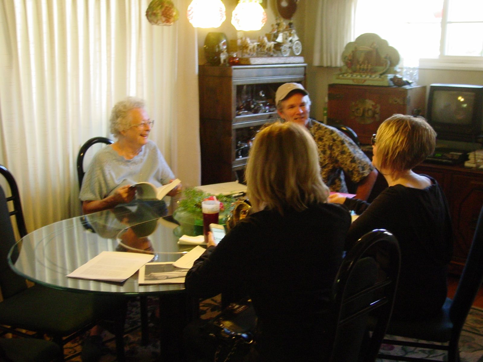 VINTAGE MAYBELLINE HISTORY DETECTIVES on the  hunt for “What ever happened to TL’s 1940 Packard Victoria.