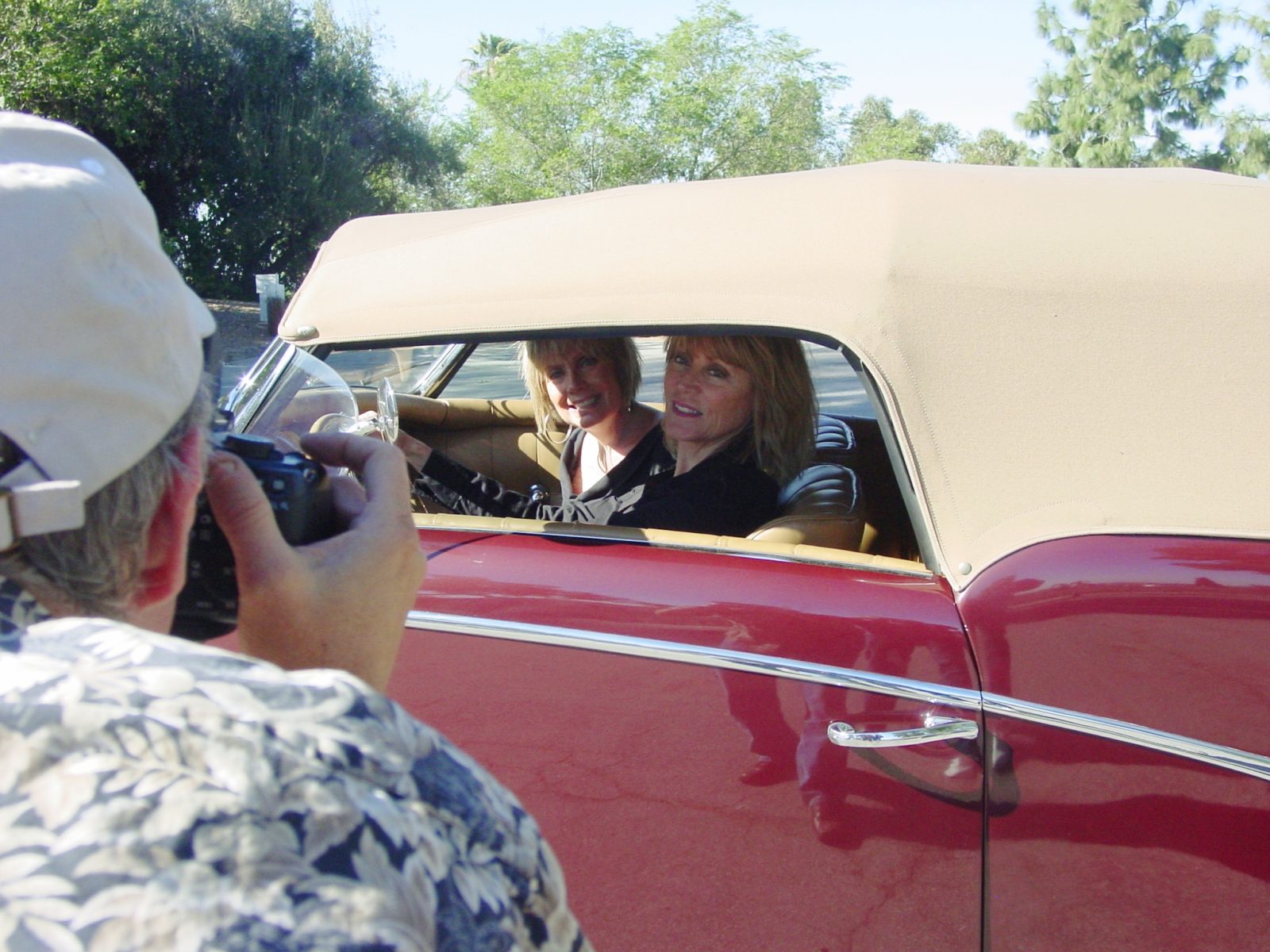 VINTAGE MAYBELLINE HISTORY DETECTIVES on the  hunt for “What ever happened to TL’s 1940 Packard Victoria.