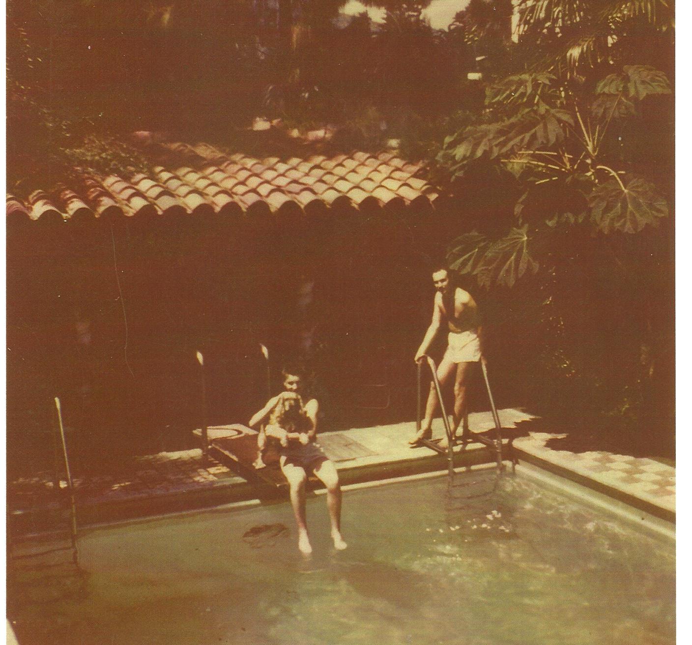 A DAY AT THE VILLA VALENTINO…..Tom Lyle with his nephew’s living the California Dream, 1946.