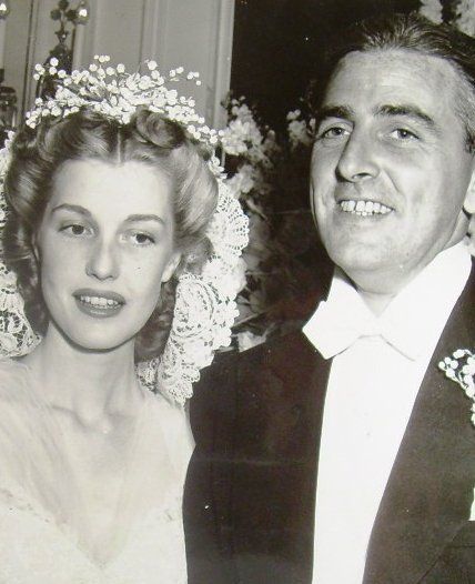 ANITA LOUISE ADLER, Maybelline’s Scarlett O’Hara.