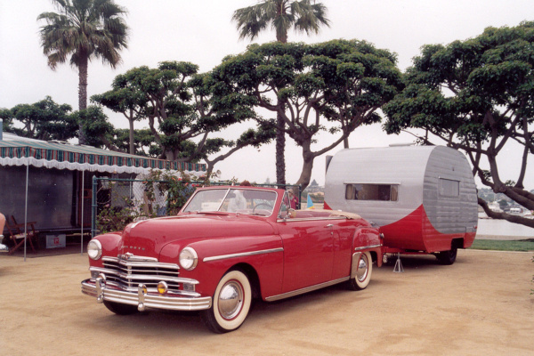 Love Vintage, Romance and Nostalgia? You will Love The Maybelline Story!