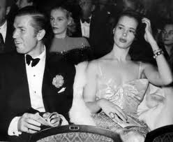 ANDERSON COOPER – GLORIA VANDERBILT
