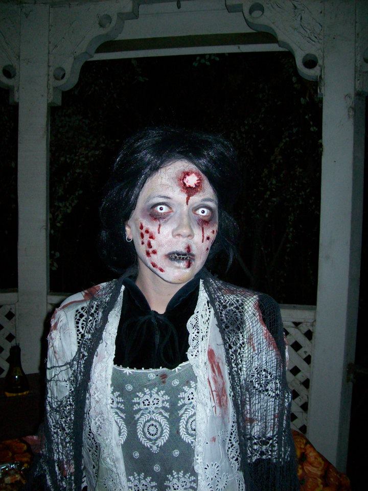 Guest Blogger Alicia Dufour says “Check out Sharrie Williams new website at sharriewilliams.com”