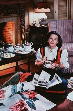 HEDY LAMARR – PAUL HESSE – MAYBELLINE .