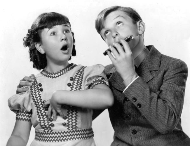 Glamour in Old Hollywood…Friday, June 14, 1940…Things that aren’t here anymore