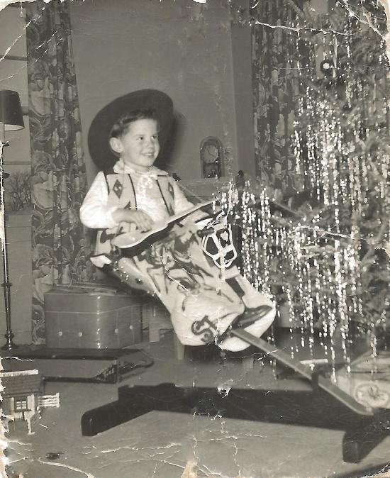 Merry Christmas from Author, Sharrie Williams. Here are some of my favorite vintage family Christmas pictures