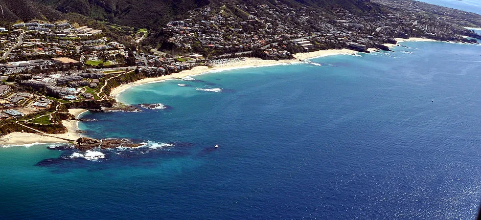 Maybelline Story Author lost her home in the LAGUNA BEACH FIRESTORM, October 27, 1993