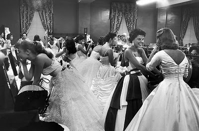 Maybelline Sponsored the Miss USA Beauty Pageant on TV in the 1950s and 60s