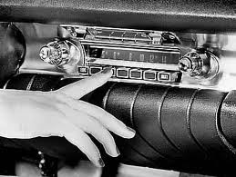 THAT’S WHY GOD MADE THE RADIO – THE BEACH BOYS.