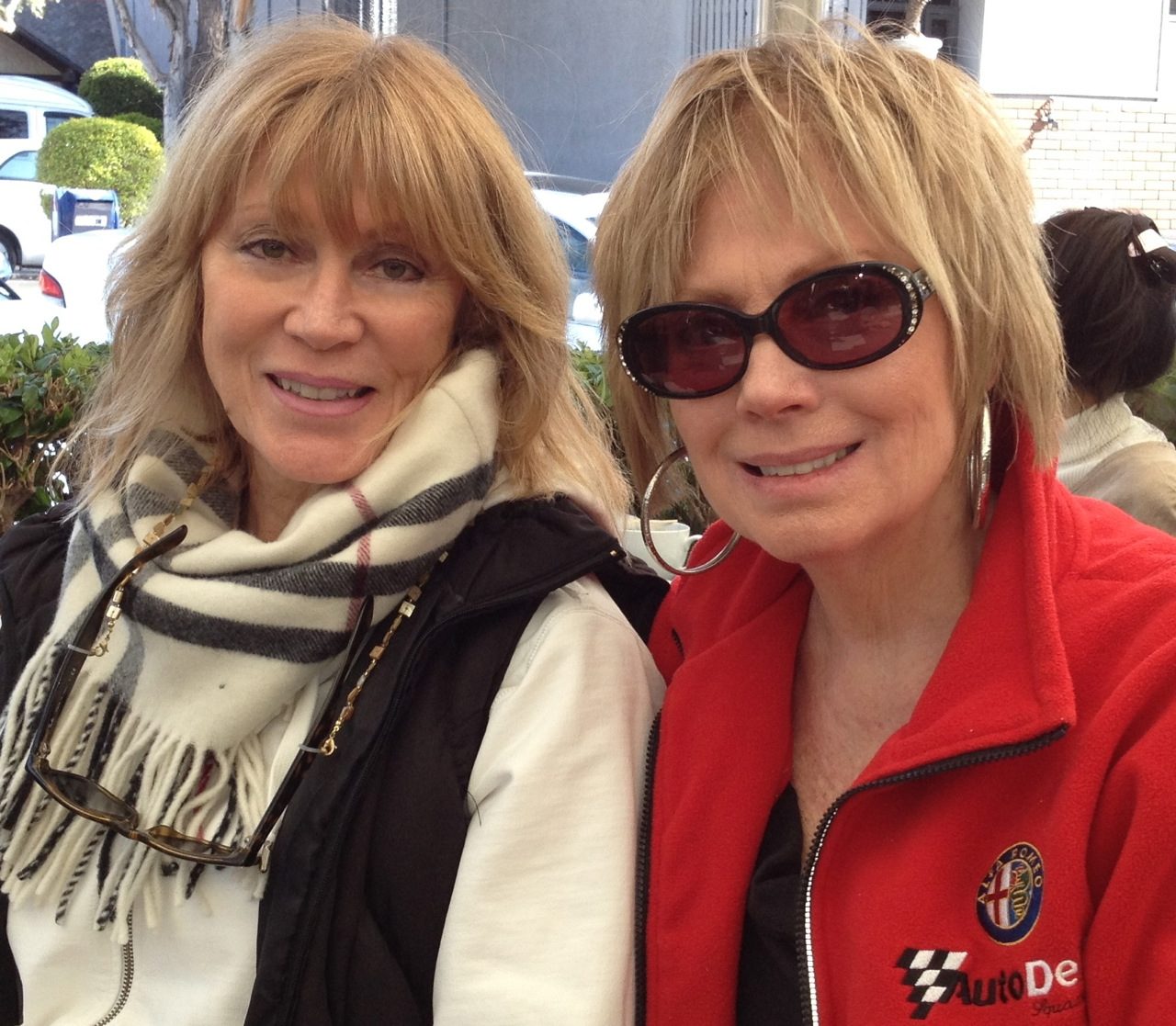 Maybelline Story wows, The Laguna Beach Womens Club..