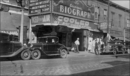Chicago’s, Elaborate Movie Palaces,