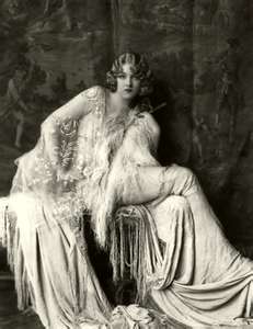 Erte’ – Ziegfield Follies, Maybelline in the 1920’s.